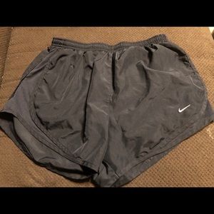 Black women nike running shorts